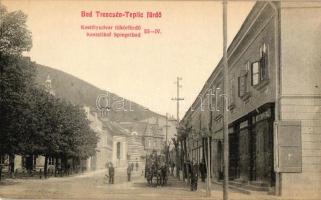 Trencsénteplic, Kastélyudvar tükörfürdő III-IV.; kiadja Wertheim Zsigmond / spa buildings, shops