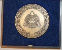 Németország "Theodor Vogel-Grossloge" nagyalakú szabadkőműves  Br érem T:1 díszdobozban