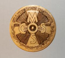 Franciaország "TGrand Loge-5887-5987" nagyalakú szabadkőműves Br érem T:1 díszdobozban