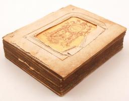 cca 1860-1870 13 db, kissé megviselt fotót tartalmazó hiányos fotóalbum