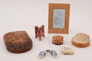 Kis kerámia dísz, ékszertartó, mini hollandiai papucs, kis zománc képe, ruhakapocs, összesen 7 db