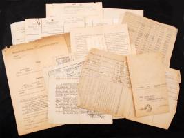 200 db régi irat az 1950-es évekből