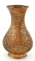 Régi réz váza, részletgazdag judaika motívumos díszítéssel, jelzés nélkül, m: 18 cm