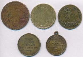 Franciaország 5db klf emlékérem és zseton, közte 1867. "Nemzetközi Kiállítás Emlékérme" Br emlékérem füllel (21mm), DN "LVDOVICVS MAGNVS REX / PVCNA AD SENEFFAM" sárgaréz zseton (25mm) T:vegyes France 5pcs of diff commemorative  coins and jetons, including 1867. "International Exposition" Br commemorative coin with ear (21mm), ND "LVDOVICVS MAGNVS REX / PVCNA AD SENEFFAM" brass jeton (25mm) C:mixed