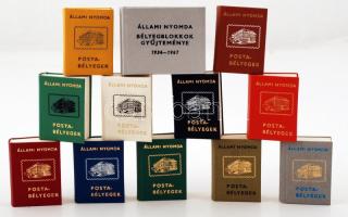 Magyar postabélyegek. 1-11. köt. Bp., 1982-1988, Állami Nyomda - Magyar Posta. Minikönyvek, 308. ill. 310. számú sorszámozott példányok. Vászonkötésben, jó állapotban.; Állami Nyomda bélyegblokkok gyűjteménye. 12. köt.:  1934-1987. Bp., 1988, Állami Nyomda. Minikönyv, 310. számú sorszámozott példány. Vászonkötésben, jó állapotban.