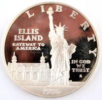 Amerikai Egyesült Államok 1986. 1$ Ag "Szabadság-szobor" dísztokban tanúsítvánnyal T:PP ujjlenyomat USA 1986. 1 Dollar Ag "Statue of Liberty" in original case with certificate C:PP fingerprint