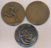 1982. "Felszabadulási futóverseny - Komárom 1982" Br emlékérem (70mm) + DN "A Vállala...