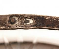 Ezüst(Ag) fűszertartó párban, üvegbetéttel, az üvegbetét sérült, jelzett, 52,7 g