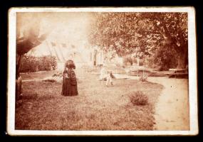 1888 Zaguzzen, Délután a parkban, keményhátú fotó, 16x11 cm