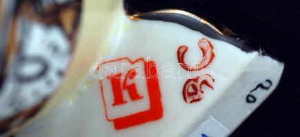 Jelzett kijevi asztaldísz, kézzel festett, jelzett, máz hibával, h:18 cm, m:13 cm