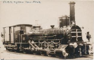 StEG gyártmányú Pius Fink-rendszerű gőzmozdony, az Oravica-Anina hegyi vasút tulajdona / Steam engine of the Oravica-Anina Railways manufactured in Vienna, photo