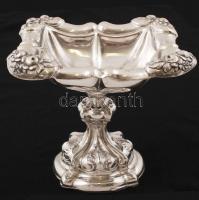 Rózsákkal díszített ezüst(Ag) kínáló, jelzett, m: 13 cm, 14x14 cm, 159,8 g