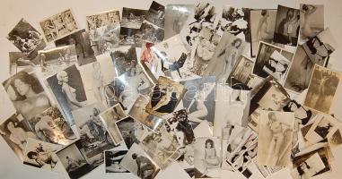 88db akt + 101db pornófotó + 17db szines negatív főleg a 60-as évekből pár db régebbivel