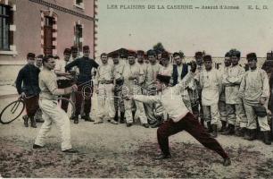 Les Plaisirs de la Caserne, Assault d'armes / Fencing French soldiers (fa)