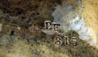 Gazdagon díszített aufsatz, mázas kerámia, jelzett, egy helyütt ragasztott, sérüléssel, m: 27 cm