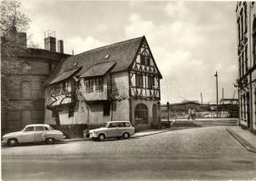 12 db főleg MODERN külföldi autó motívumlap; / 12 mostly modern European automobile motive postcards...