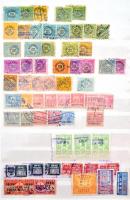 Kuba tartalmas régi okmánybélyeg gyűjtemény kb 300 különféle okmánybélyeg albumban összefüggésekkel ...