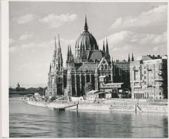 Vámos László: Parlament fotó,jelzett,  13x16cm