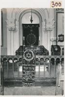 cca 1970 Zsinagóga belső,kis hibával,  24x18cm