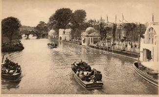 Wembley, British Empire Exhibition, the lake