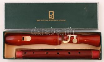 DDR fa furulya, eredeti dobozában, tisztítóval, h: 48 cm