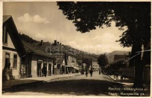 Rahó, Masaryk utca, üzletek / street, shops (fa)