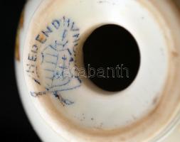 Kisméretű Viktória mintás Herendi lámpatest, kézzel festett, jelzett (koronás), kis lepattanással, k...