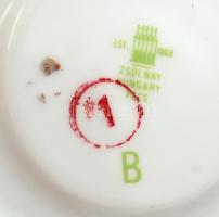 Zsolnay Marie Antoinette kávéskészlet: 1 db fedeles kancsó, m: 17,5 cm;  6 db csésze+alj, d: 7,5 ill...