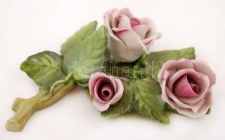 Herendi porcelán rózsacsokor, kézzel festett, jelzett, apró lepattanásokkal, 2 db, 16x10 cm