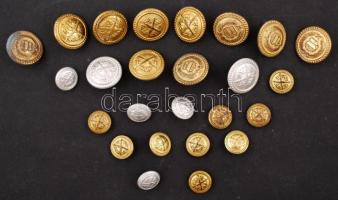 Vadász és népköztársaság címeres gombok, két fajta méretben, összesen: 25 db