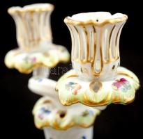 Herendi Viktória mintás gyertyatartó, kézzel festett, apró mázhibával, jelzett, m:16,5 cm