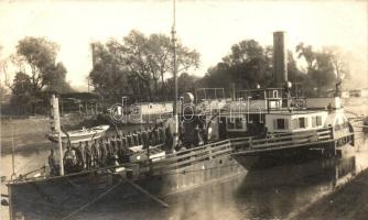 Szemle a Badacsony hajón / Muster on the Ship Badacsony photo