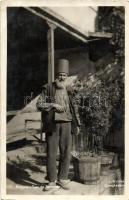 Ankara, Angora; Type de Derviche / Dervish folklore  (EB)