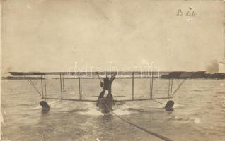 Hydroplane, Hidroplán, photo (pinhole)