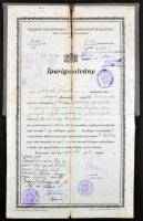 1932 Iparigazolvány kereskedőnek kiállítva, kissé viseltes állapotban, 34x20cm