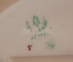 Hollóházi néptáncos, sétáló lány  (2db), Aquincumi akt (1db), kézzel festett, jelzett, hibátlan, m:2...