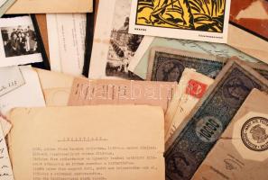 Vegyes okmány és nyomtatvány tétel, különféle levelek, nyugták, borítékok, betétkönyv, meghívó, stb.