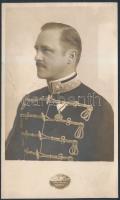 cca 1920 dr. Fehér László katonai gyógyszerész aligazgató egyenruhás fotólap kitüntetéssel, 14x8cm