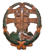 ~1940. "Csapattiszti jelvény" zománcozott kitüntető jelvény gyártói jelzés nélkül(51x42mm) T:2  Hungary ~1940. "Company Officer's Badge" enamelled badge without makers mark (51x42mm) C:XF Sallay 1/a.