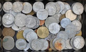 108db-os vegyes magyar és külföldi fémpénz tétel T:vegyes