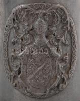 2 db címeres ón korsó, jelzett, m:17 cm (2×) és m:9 cm