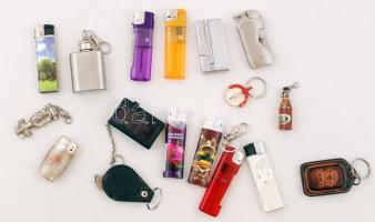 10 db különféle öngyújtó és 9 db kulcstartó