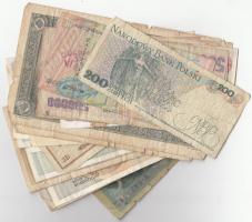 30db-os vegyes külföldi bankjegy tétel, közte Horvátország, Jugoszlávia, Románia, Vietnam T:vegyes
...