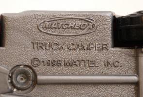 Matchbox repülő (2db), tűzoltóautó (nem gurul), sérült orosz veterán autó