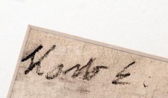 Korb jelzéssel: Női akt, grafit, papír, paszpartuban, 38×49 cm