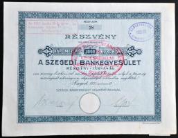 Szeged 1923. "A Szegedi Bankegyesület Részvény-Társaság" részvénye 3000K-ról, bélyegzésekkel, szelvényekkel és szárazpecséttel T:I-