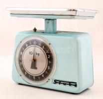 Stube márkájú retró konyhai mérleg, cserélhető serpenyővel, max. 10 kg