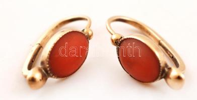 Arany Fülbevaló pár korallal, Au., br.:3,4gr., (14K.), jelzett, díszdobozban/  Gold Earrings couple ...