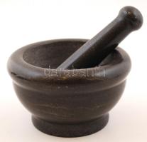 Fekete színű kőmozsár, törővel, d: 14,5 cm (mozsár), h: 15 cm (törő)