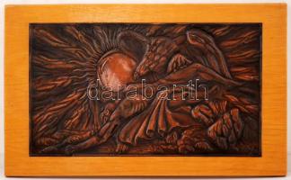 Bérczes Gábor (?-?): Prométheusz. Réz falikép fára szögelve, jelzett, 16×27 cm